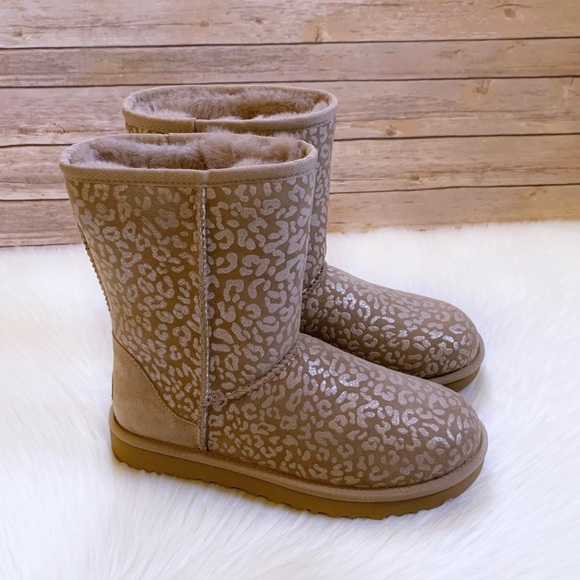 UGG Shoes - UGG Classic Short Snow Leopard Amphora Boots